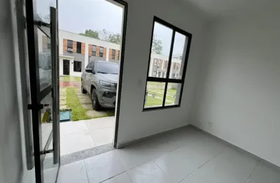 Vendo excelente casa duplex em condomínio com 2 quartos em vargem grande
