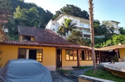 Vendo excelente casa em condomínio fechado com 3 suítes na taquara