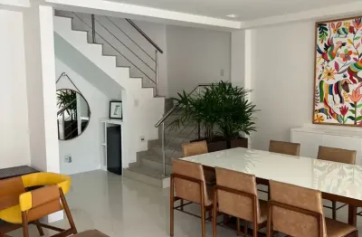 Vendo linda casa duplex com 4 suítes no recreio dos bandeirantes