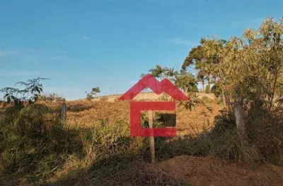 São roque - roteiro do vinho, área com 7.000 metros todo limpo e riacho nos fundos.