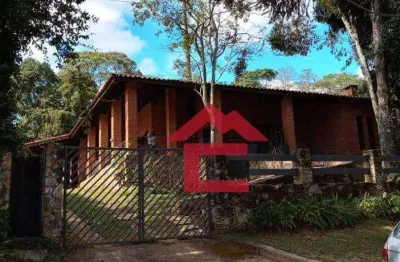 Ibiúna- chácara dentro de condomínio com 4 dormitórios , ao lado da rodovia e apenas 60 km de sp- portaria 24 horas e forte apelo a ecologia.