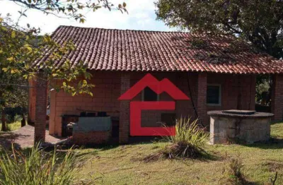 Mairinque- sitio com 49.000 m2 , sendo 3 dormitórios com lago e nascente próximo ao shopping catarina e apenas 70 km de são paulo, a verdadeira casa d