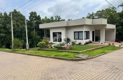 Casa de 334 m2 para venda por r$ 790.000,00 na serra gaúcha.