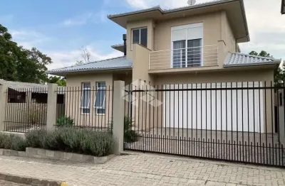 Bela casa com piscina em nova petrópolis na serra gaúcha