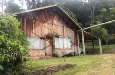Oportunidade incrível de moradia ou investimento em local de ímpar beleza.