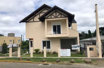 Sobrado de alto padrão  com 2 quartos (1 suite) 2 sacadas