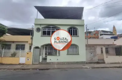 Casa com 3 quartos à venda na Rua Melo Franco, Juiz de Fo, São Mateus, Juiz de Fora