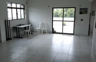 Casa sobreposta alta, 490 m², 5 dormitórios, no embaré.  ‌