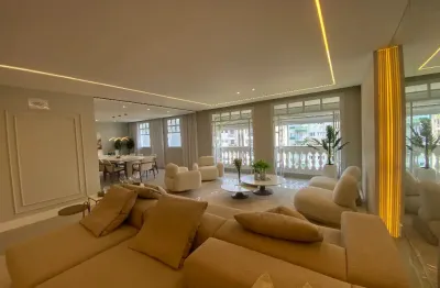 Apartamento à venda, 100% reformado, 300 m², 4 dorms, 3 suítes, vista mar na vila rica.