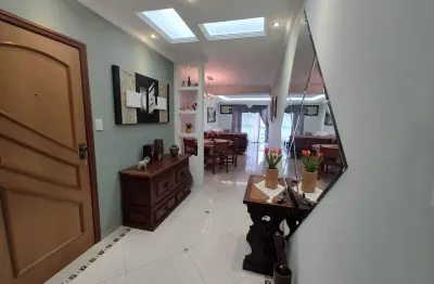 Apartamento á venda, 3 dormitórios, 1 suite, 149 m² no embaré.