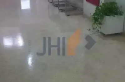 Conjunto comercial com 42 m² na vila romana para venda ou locação