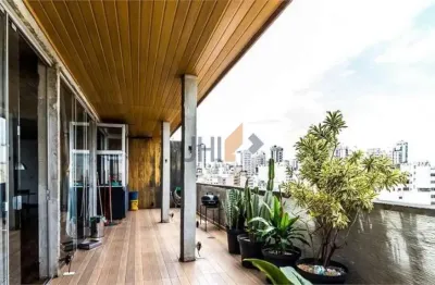 Apartamento de cobertura com 127 m² de frente ao memorial da america latina para venda