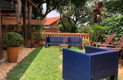 Casa para venda com 4 dormitórios, 2 vagas e 300m² na vila madalena