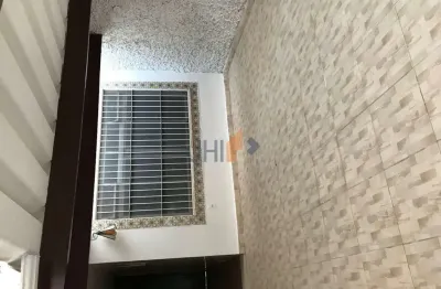 Oportunidade única! sobrado semi geminado em rua tranquila na região de santo amaro