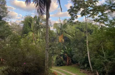 Chácara com 30.000 m² no embu das artes , com duas casas, para venda