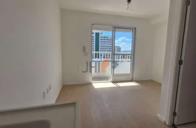 Apartamento 19m² para locação c/ varanda, proximo a  estação lapa