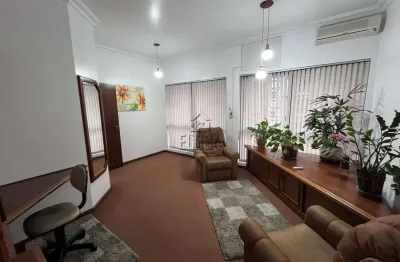 Sala comercial com cozinha e banheiro no centro de são leopoldo