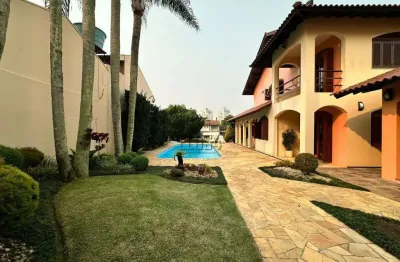 Casa à venda no bairro cristo rei- mobiliada e com piscina