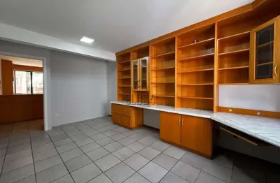 Sala comercial semi mobiliada, com banheiro e elevador em são leopoldo - venda