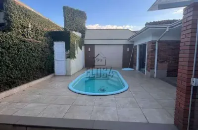 Casa à venda em são leopoldo - cristo rei, com churrasqueira, lareira e piscina