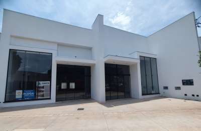 Sala comercial para alugar na Avenida dos Jardins, 705, Centro, Naviraí