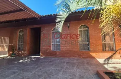 Casa térrea á venda no bairro jardim das américas em curitiba