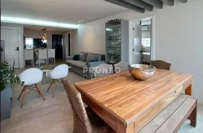 Apartamento à venda em boa viagem com 168m², 04 quartos sendo 03 suítes.