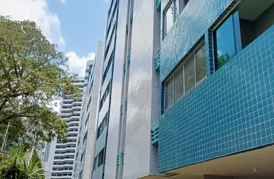 Apartamento para locação na tamarineira com 84m² com 03 quartos.