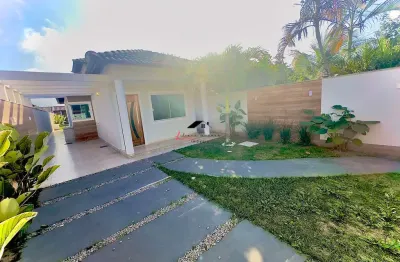 Casa 3 quartos a poucos passos da praia de itaipuaçu , maricá/rj