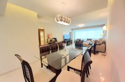 Apartamento próximo da praia a venda em santos, localizado no bairro do gonzaga.