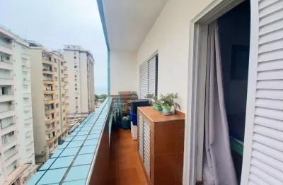 Apartamento no boqueirão – 1 quadra da praia, com vista parcial do mar