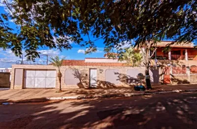 Casa à venda 258m² 5 quartos 4 vagas de garagem - bairro pomissão ii / lagoa santa -mg  excelente localização está na área central da cidade
