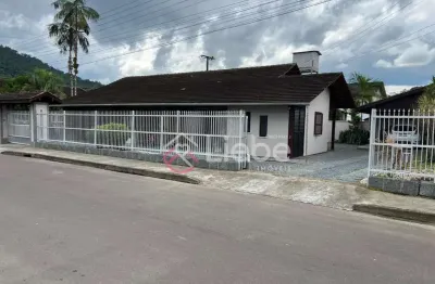Casa com 3 quartos à venda no centro, pomerode , 193 m2 por r$ 850.000