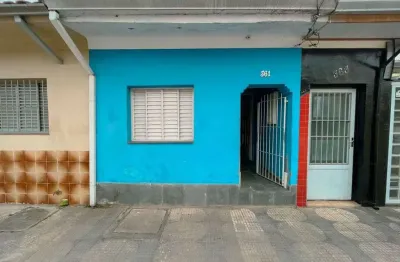 Casa com 2 quartos à venda na Rua Casarejos, 30, Vila Mogilar, Mogi das Cruzes