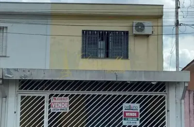 Oportunidade Única! Sobrado com Ponto Comercial na Vila Natal