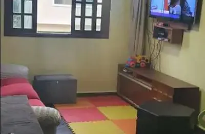 Casa com 2 dormitórios à venda no jardim record – próxima ao centro de taboão da serra
