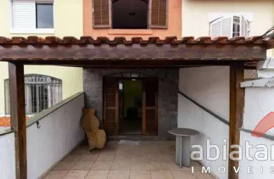 Sobrado com 2 dormitórios à venda no jardim celeste – mobiliado e pronto para morar