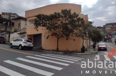 Sobrado à venda – 315m², 2 dormitórios, 4 banheiros – parque pinheiros – taboão da serra – sp