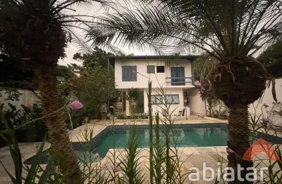 Casa com 4 quartos à venda na Rua Lucília Marcel, Sete Praias, São Paulo
