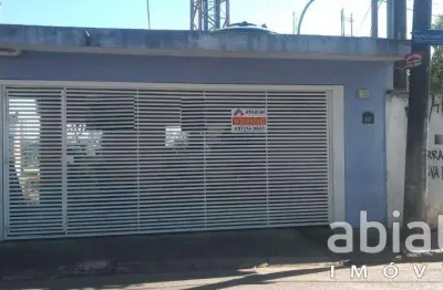 Casa com 4 quartos à venda na Rua Rainha Elizabeth, Vila Regina, Embu das Artes
