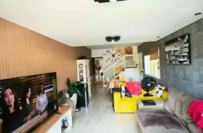 Sobrado de 145m² com 3 dormitórios - parque monte alegre