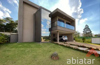 Casa com 584m² de 4 dormitórios com vaga de garagem -  granja viana