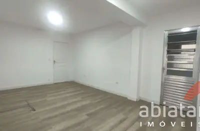 Sala comercial para alugar na Estrada Kizaemon Takeuti, Parque São Joaquim, Taboão da Serra