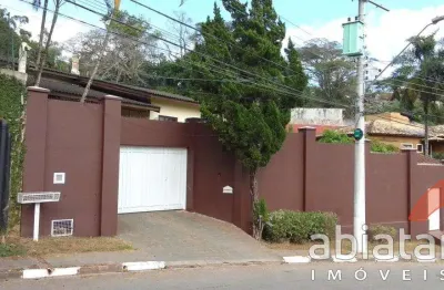 Sobrado de 525m² com 4 dormitórios com vagas de garagens - vila santo antônio