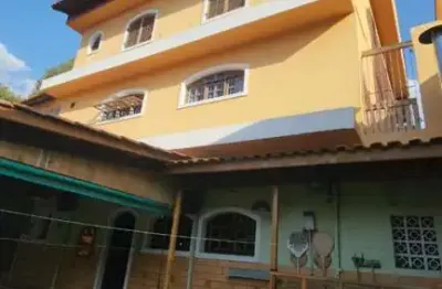Casa com 4 quartos à venda na Rua Santina Alves de Franca, Jardim Mirna, Taboão da Serra