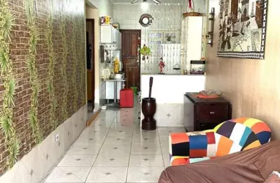 Casa com 2 quartos à venda na Avenida Praia do Sol, Vilamar, Praia Grande