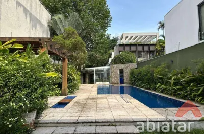Casa de alto padrão à venda e locação na vila nova conceição  720m², 4 suítes, lazer completo