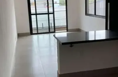 Sobrado à venda com 123m² na morada dos pássaros – quintal, sacada e ótima localização