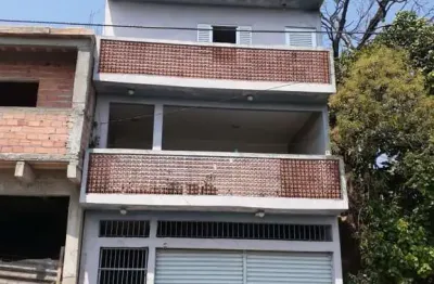 Sobrado de 3 pavimentos no jardim mimas – conforto e excelente localização