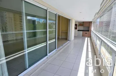 Apartamento à venda no panamby 4 dormitórios sendo 3 suítes e 3 vagas de garagem.